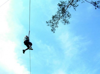  Taller de aventuras en el parque en altura 